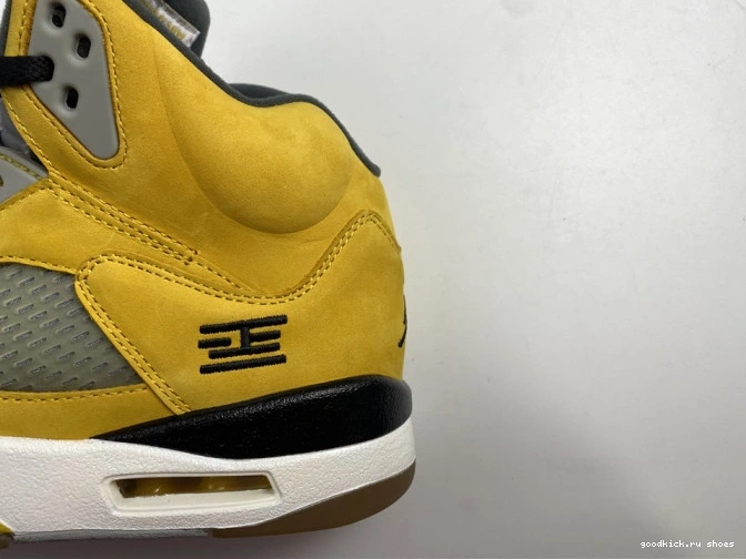 Rep 5 454783-701 T23 Jordan Tokyo Retro Air 0730